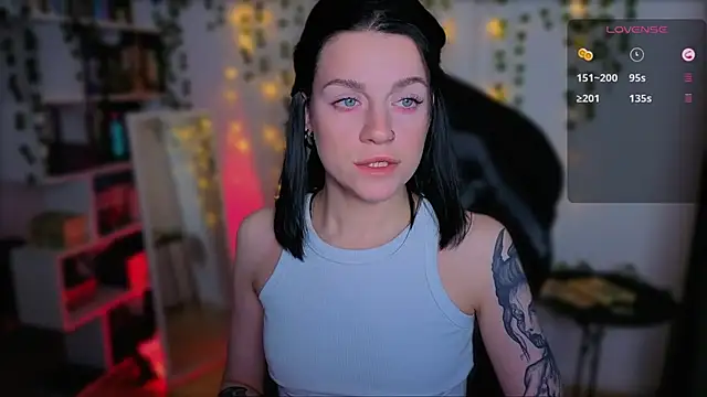 raspberry  girl  online show from September 23, 2025, 8:56 pm