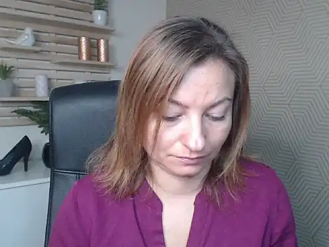 angelaSamt online show from September 30, 2025, 5:34 am