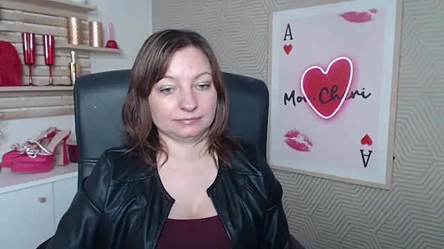 angelaSamt online show from February 13, 2026, 9:16 am