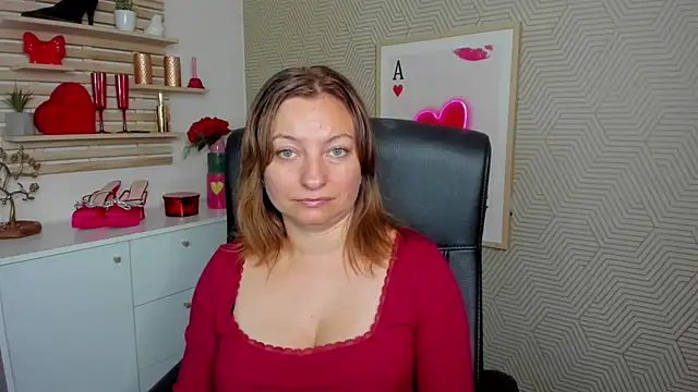 angelaSamt online show from July 21, 2026, 5:32 am