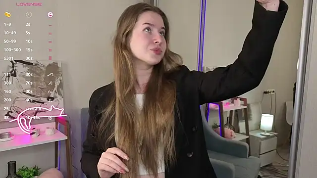 JenLottie online show from October 6, 2025, 1:08 pm