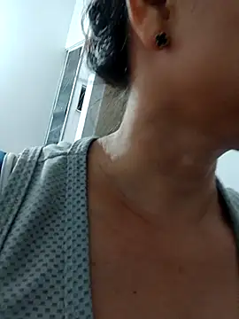 Amanda39 online show from April 17, 2026, 10:46 pm