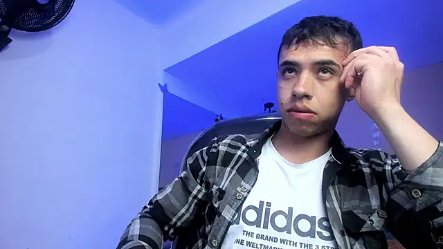 Muscle Scott online show from February 17, 2026, 7:20 pm