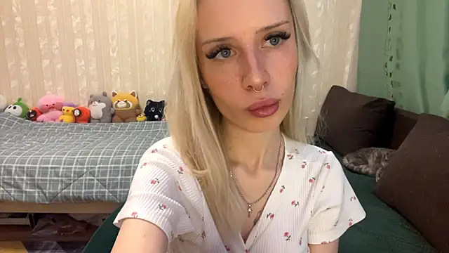 SwitchedFiver online show from September 30, 2025, 6:18 am