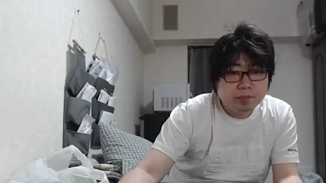 raterate555 online show from April 14, 2026, 8:42 am