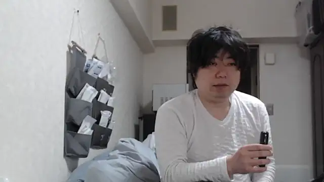 raterate555 online show from April 17, 2026, 2:36 am