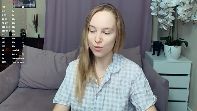 SoonMoor online show from January 18, 2026, 6:55 pm