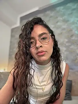 Snapshot of alizza_ chatting on July 10, 2026, 12:19 pm alizza online show from July 10, 2026, 12:19 pm
