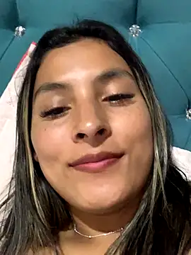 Snapshot of Berta_arevalo_blsd chatting on November 12, 2025, 6:36 am Berta arevalo blsd online show from November 12, 2025, 6:36 am