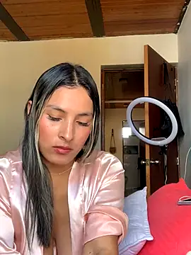 Snapshot of Berta_arevalo_blsd chatting on November 18, 2025, 2:54 pm Berta arevalo blsd online show from November 18, 2025, 2:54 pm