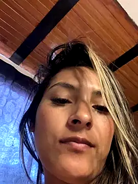 Snapshot of Berta_arevalo_blsd chatting on November 23, 2025, 7:35 pm Berta arevalo blsd online show from November 23, 2025, 7:35 pm