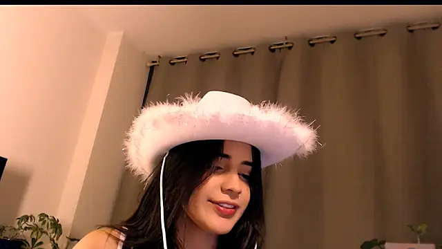lanzybloom online show from October 17, 2025, 4:48 am
