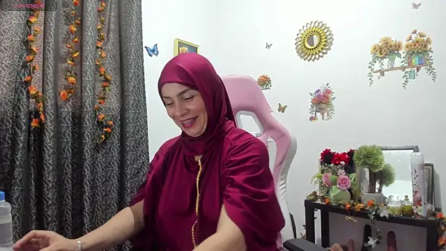 dalila kemur online show from April 1, 2026, 9:45 pm