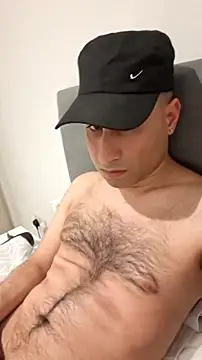 alexfn10 online show from April 1, 2026, 11:13 pm