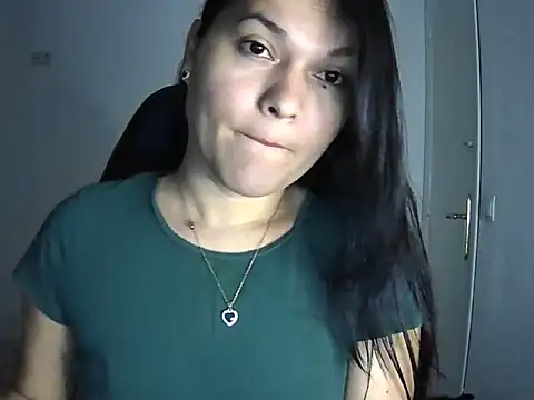 dulvolkova online show from October 17, 2025, 6:38 am