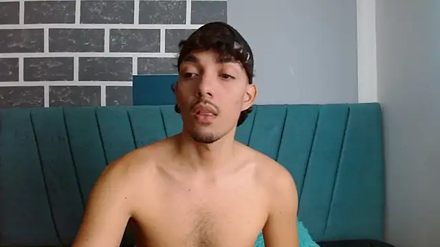 Jake laraxxx online show from September 20, 2025, 1:23 pm