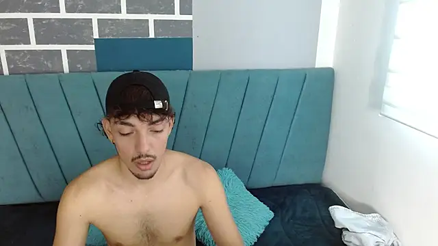 Jake laraxxx online show from September 27, 2025, 4:34 pm