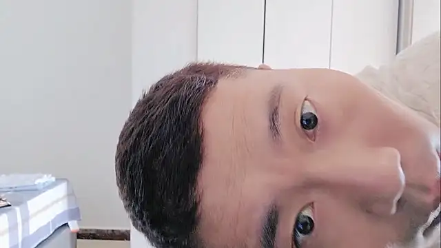 Snapshot of Buryerry-B chatting on September 21, 2025, 2:13 am Buryerry-B online show from September 21, 2025, 2:13 am