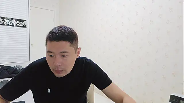 Snapshot of Buryerry-B chatting on September 26, 2025, 12:47 am Buryerry-B online show from September 26, 2025, 12:47 am