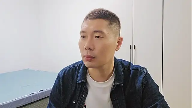 Snapshot of Buryerry-B chatting on October 1, 2025, 11:49 am Buryerry-B online show from October 1, 2025, 11:49 am