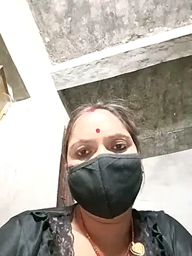 suhani sharmj online show from December 4, 2025, 11:02 pm