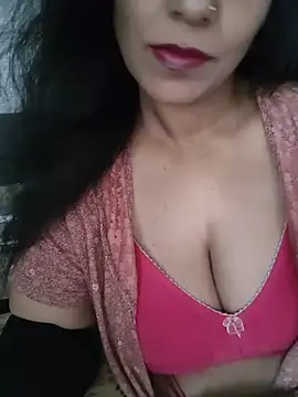 Snapshot of Deepa_Sharma143 chatting on June 2, 2026, 1:40 am Deepa Sharma143 online show from June 2, 2026, 1:40 am