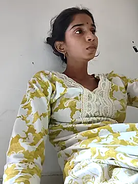 Hot-Soniya2 online show from September 10, 2025, 9:53 am