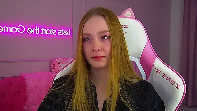 AgataFoxley online show from November 24, 2025, 7:30 am