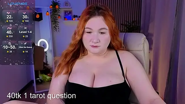 laura palmerr online show from November 8, 2025, 2:34 am