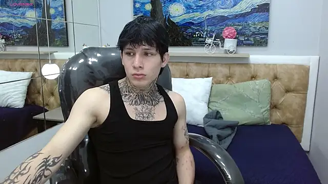 Iantwink18 online show from January 5, 2026, 9:29 pm