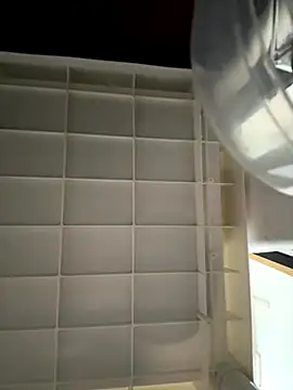 xiongmaobb online show from October 23, 2025, 4:45 am