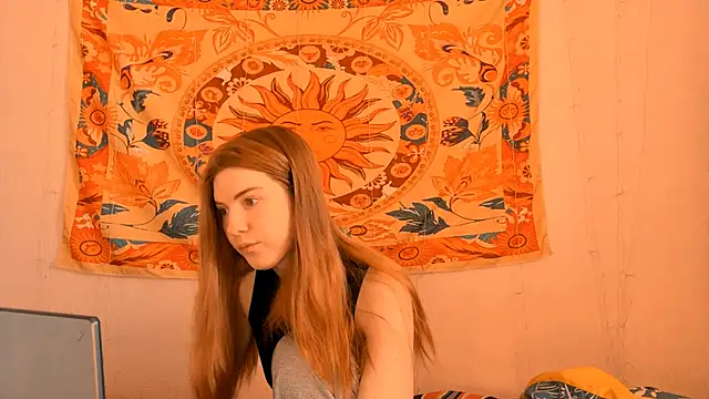 AliceCUNTach online show from April 1, 2026, 5:08 am