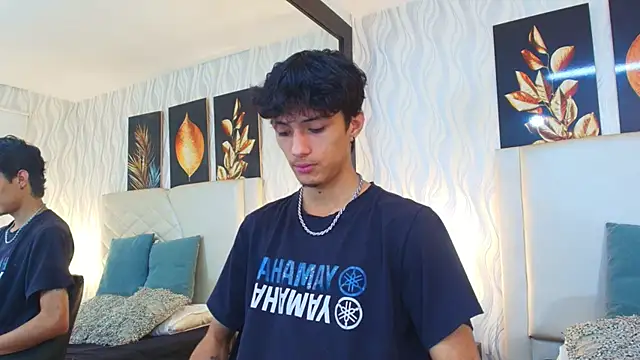 Snapshot of Lean_Portman chatting on November 1, 2025, 8:22 pm Lean Portman online show from November 1, 2025, 8:22 pm