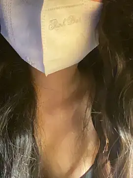 Fin-xinh18 online show from November 1, 2025, 2:19 pm