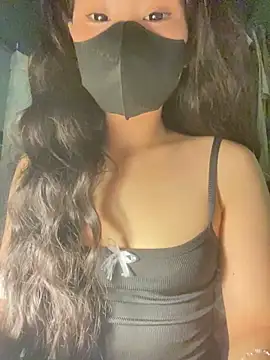 Fin-xinh18 online show from November 3, 2025, 3:35 pm