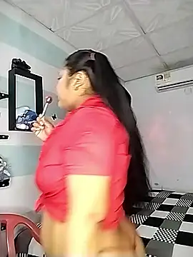 Angelly ricura online show from October 25, 2025, 2:24 pm