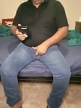 HomHot47 online show from January 14, 2026, 5:02 am