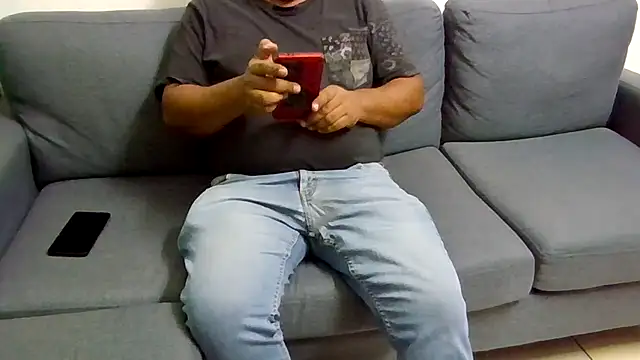 HomHot47 online show from January 18, 2026, 9:51 pm