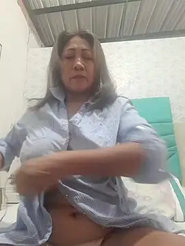 LizaMintelli online show from May 17, 2026, 3:08 pm