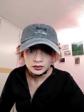 Snapshot of Kleo_X chatting on September 12, 2025, 8:31 pm Kleo X online show from September 12, 2025, 8:31 pm