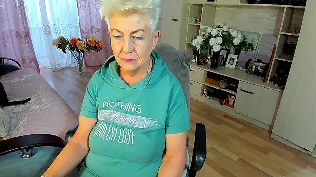 HotandMature online show from February 22, 2026, 8:24 am