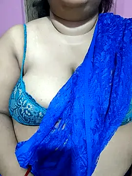hotbhabhi011 online show from July 13, 2026, 6:44 pm