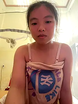 viluna online show from October 8, 2025, 4:54 am