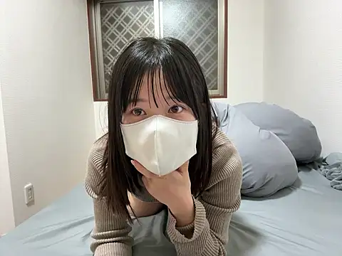 Snapshot of hikiwarinatto_xoxo chatting on April 23, 2026, 12:29 pm hikiwarinatto xoxo online show from April 23, 2026, 12:29 pm