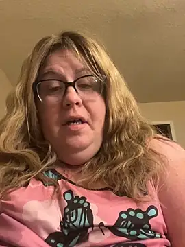 sexymommy1988 online show from May 4, 2026, 1:23 am