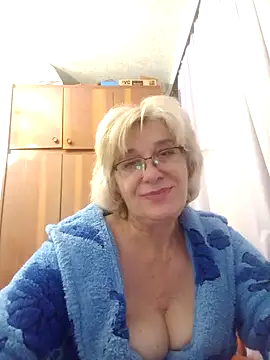 52MiaLove02 online show from December 20, 2025, 8:05 pm