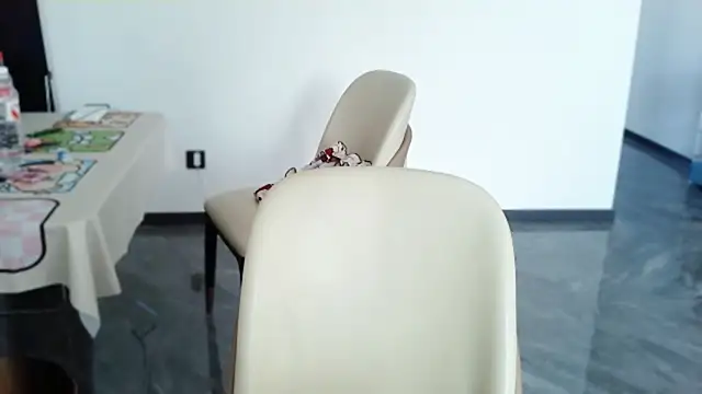 Snapshot of -caicai chatting on October 3, 2025, 2:19 am -caicai online show from October 3, 2025, 2:19 am