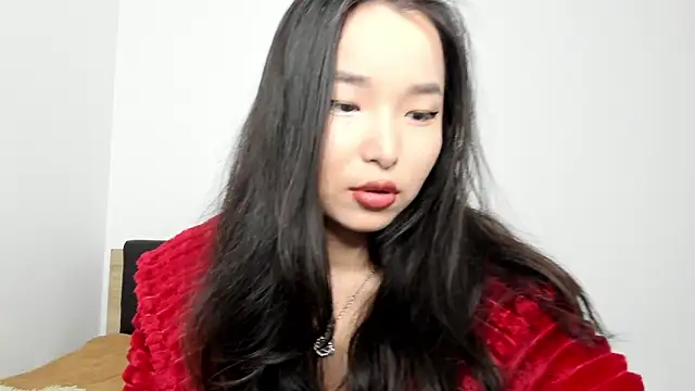 Soyun Mia online show from February 12, 2026, 1:17 pm