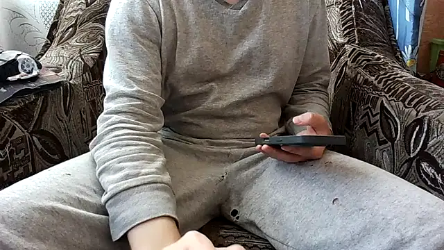 Snapshot of marik_goldd chatting on September 22, 2025, 1:46 pm marik goldd online show from September 22, 2025, 1:46 pm