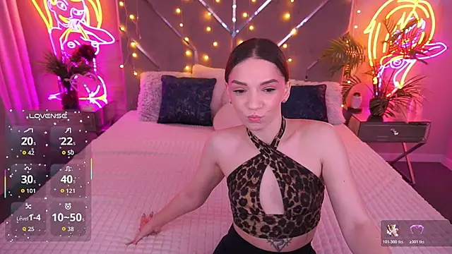 MirielleNymph online show from April 13, 2026, 12:32 pm